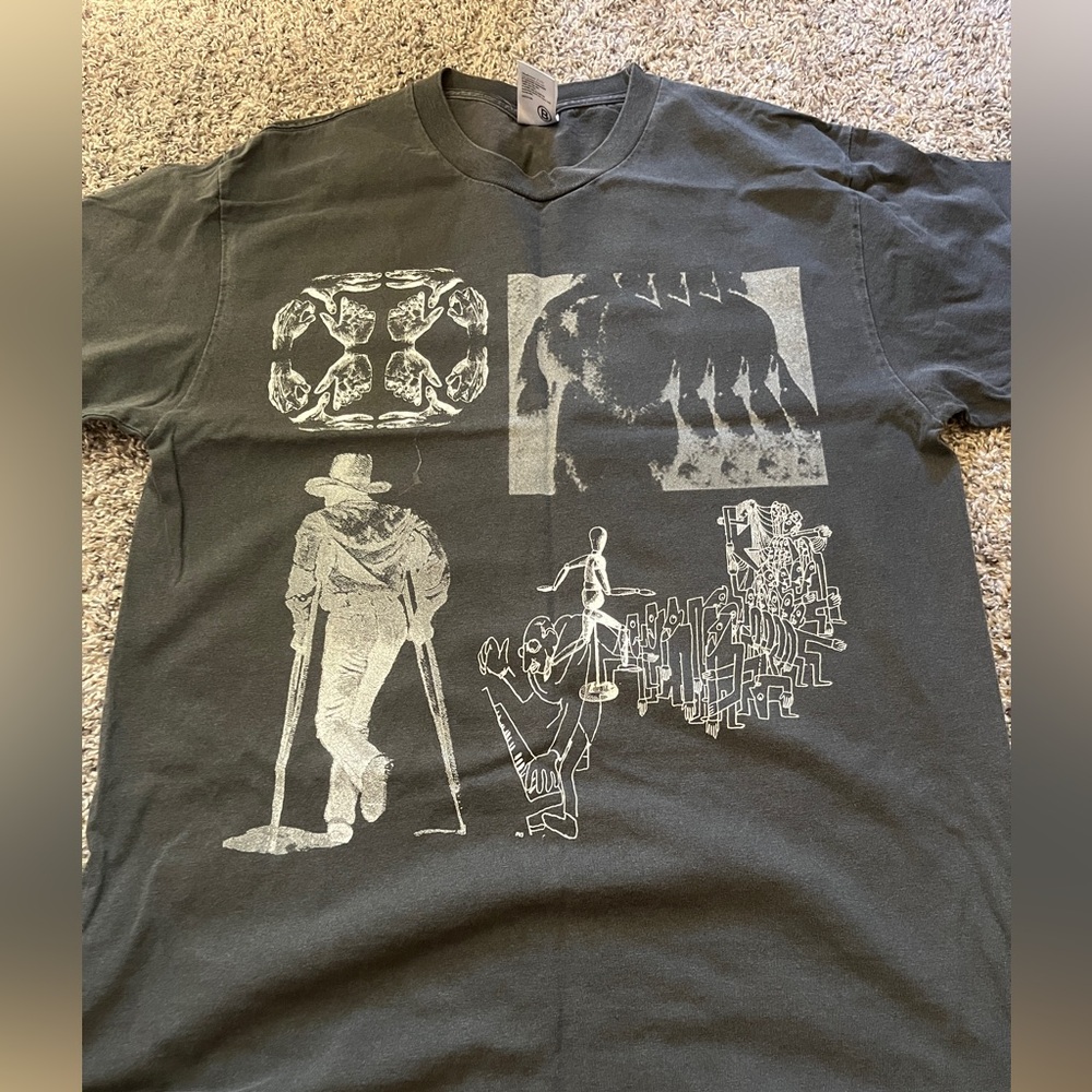 Basketcase gallery Artistic Graphic Tee in Charcoal
